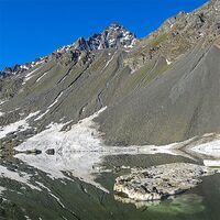 Unsere Saison 2024 startet infolge späterer Passöffnung (grosse Neuschneemengen und erhöhte Lawinengefahr) am 24.05.24